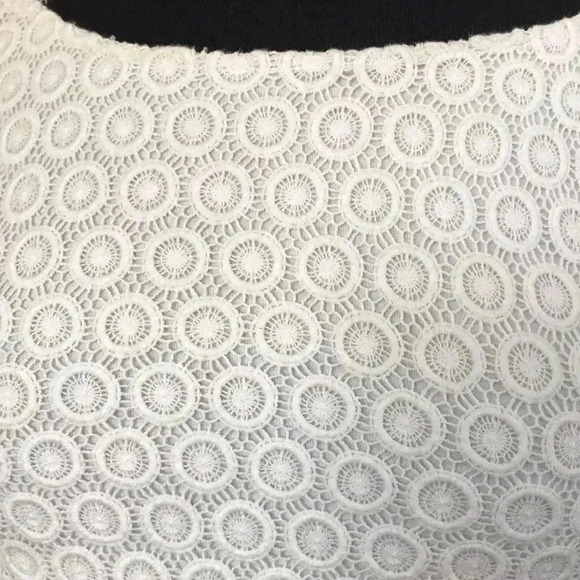 Lilly Pulitzer For Target Embroidered Lace Overlay Cropped Blouse Size S - Picture 4 of 8